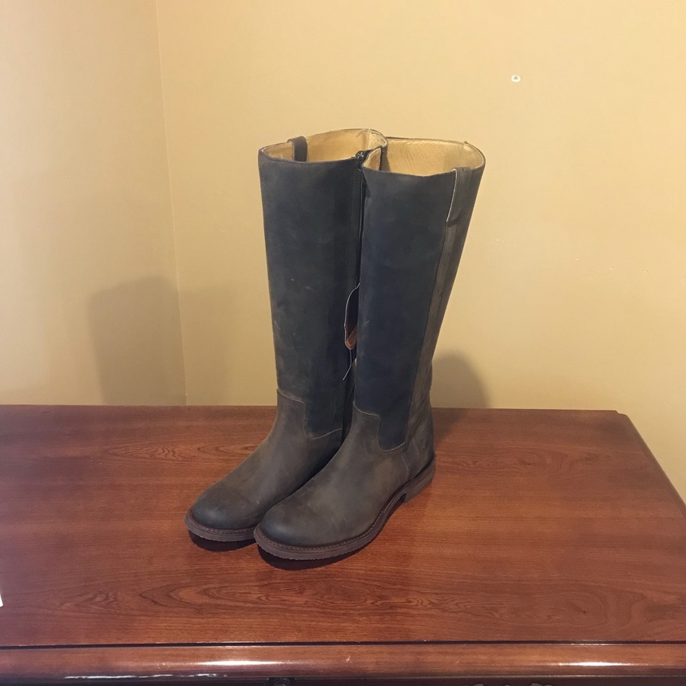 Women’s Justin Boots